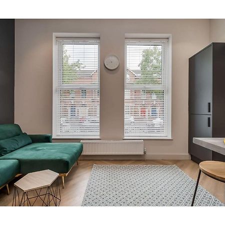 Central Belfast Apartments: University Street المظهر الخارجي الصورة