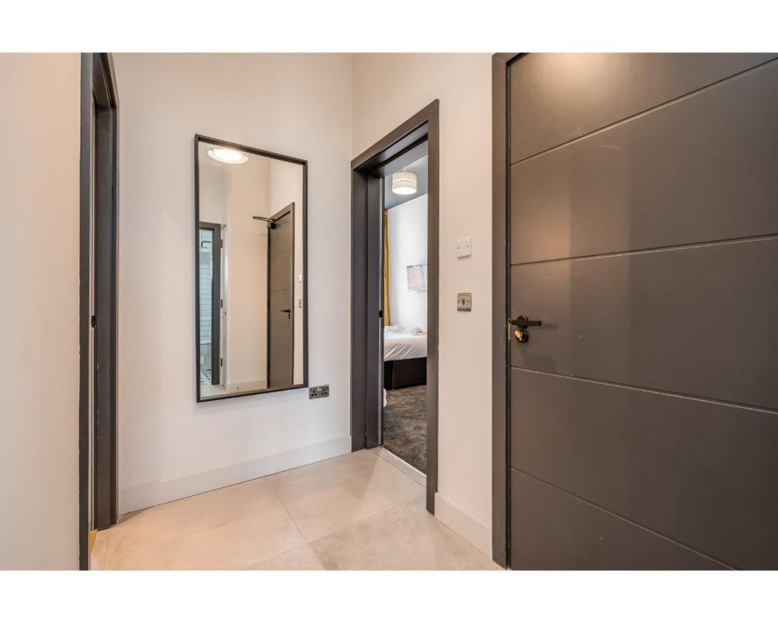 Central Belfast Apartments: University Street المظهر الخارجي الصورة