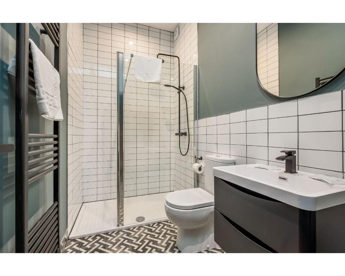 Central Belfast Apartments: University Street المظهر الخارجي الصورة