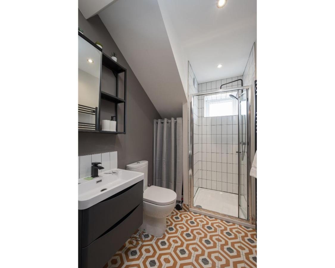 Central Belfast Apartments: University Street المظهر الخارجي الصورة