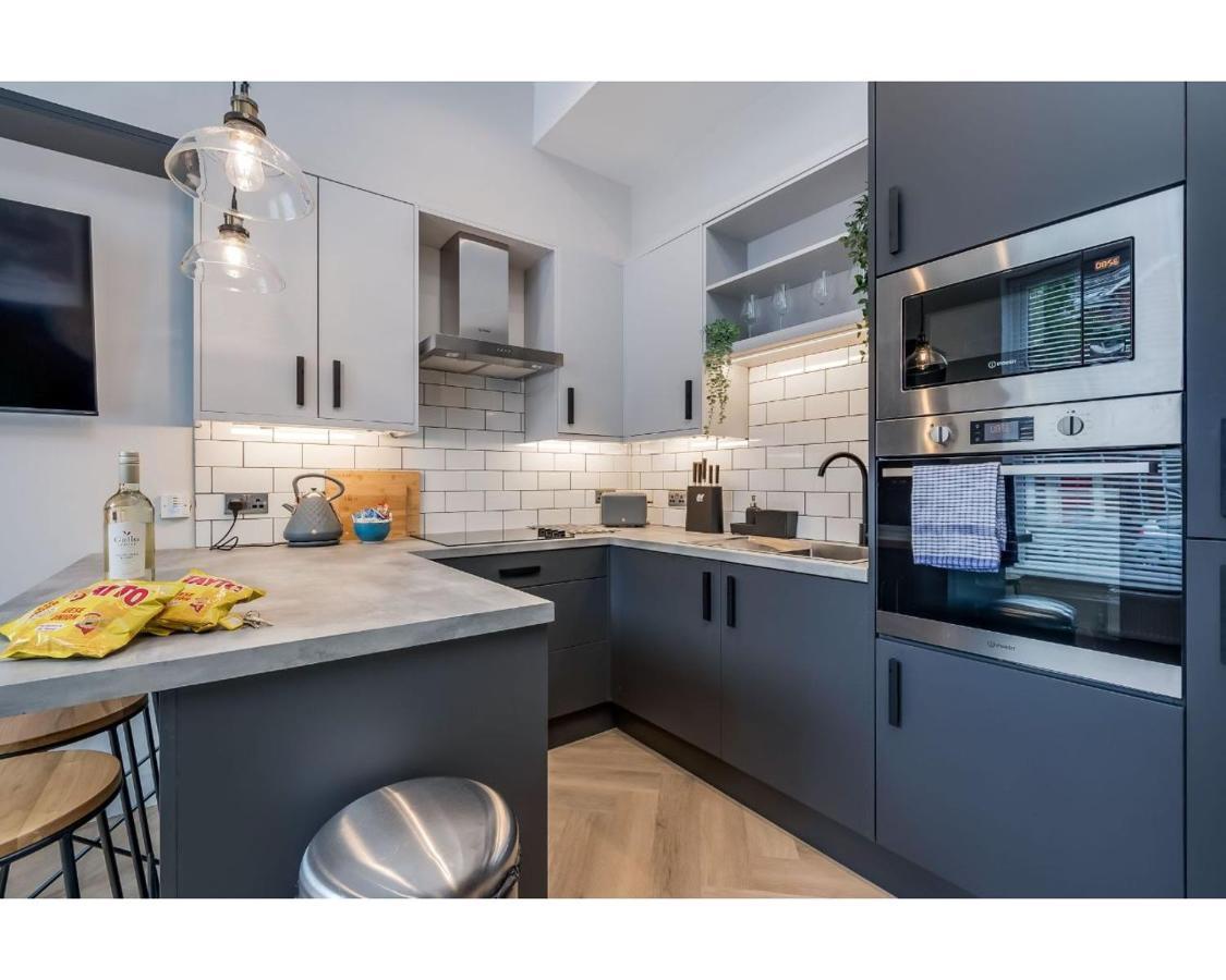 Central Belfast Apartments: University Street المظهر الخارجي الصورة