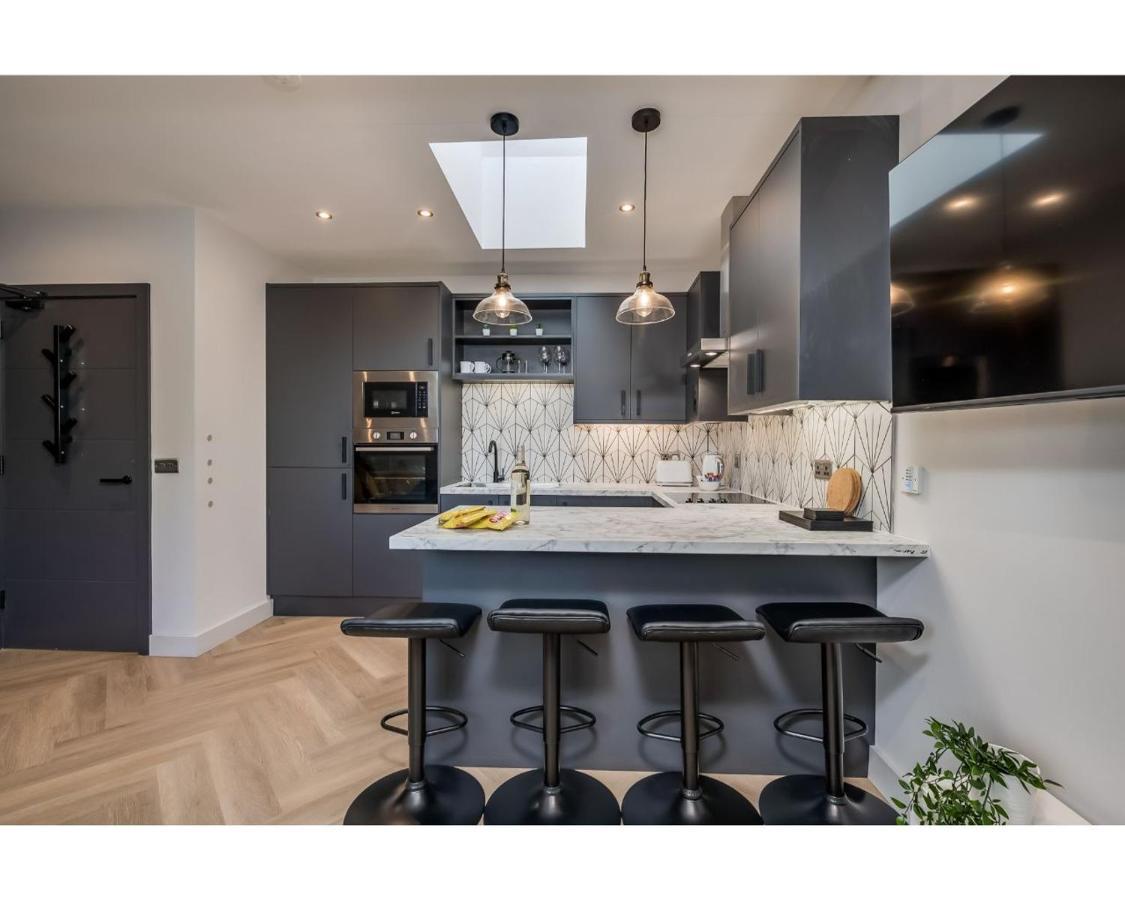 Central Belfast Apartments: University Street المظهر الخارجي الصورة