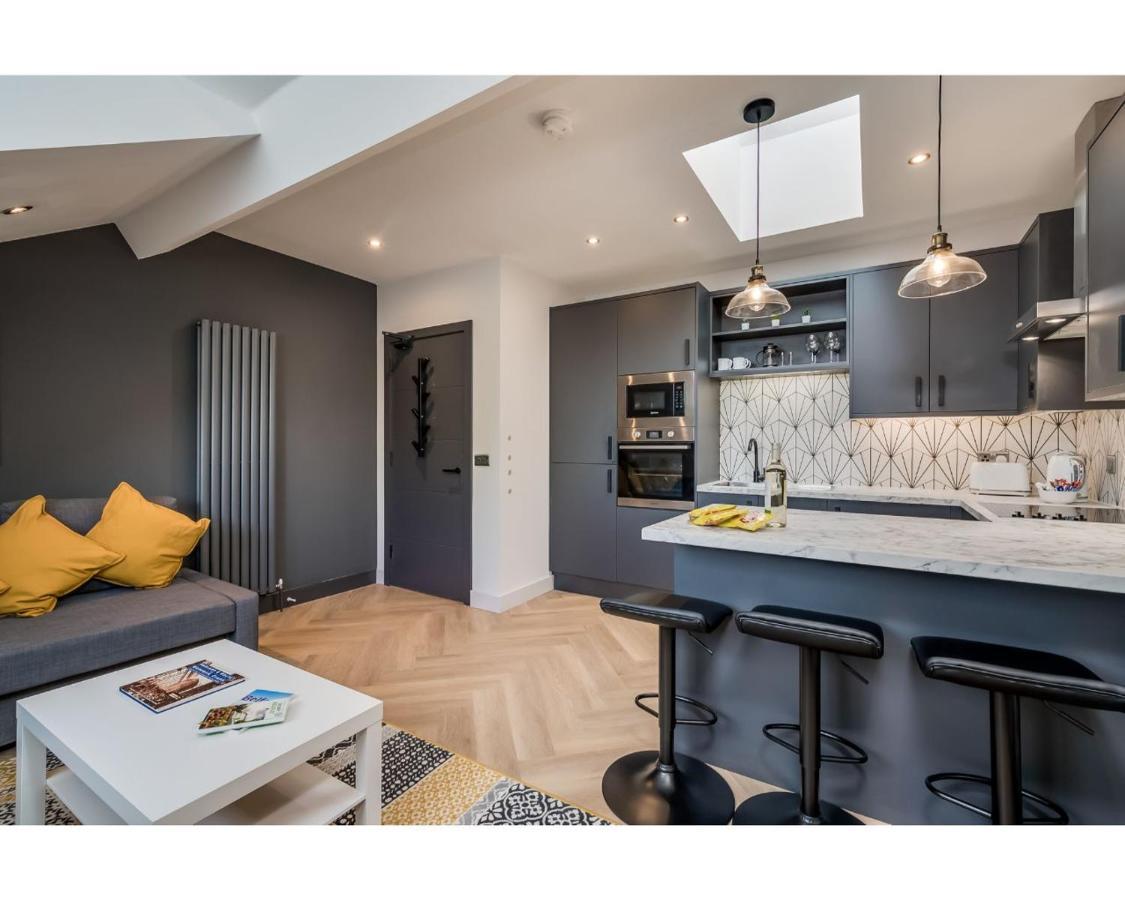 Central Belfast Apartments: University Street المظهر الخارجي الصورة